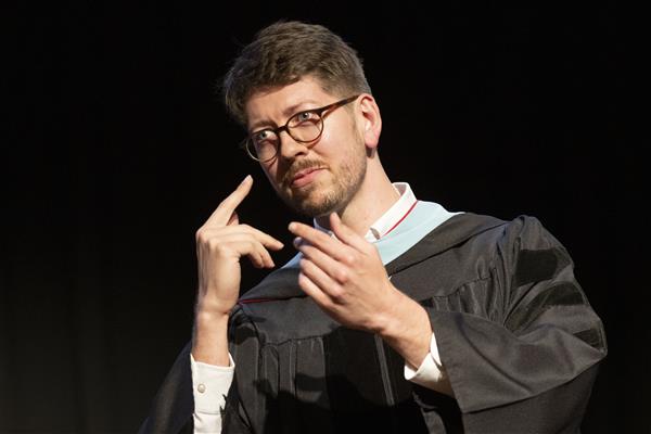 Trey Gordon speaks to the auditorium.